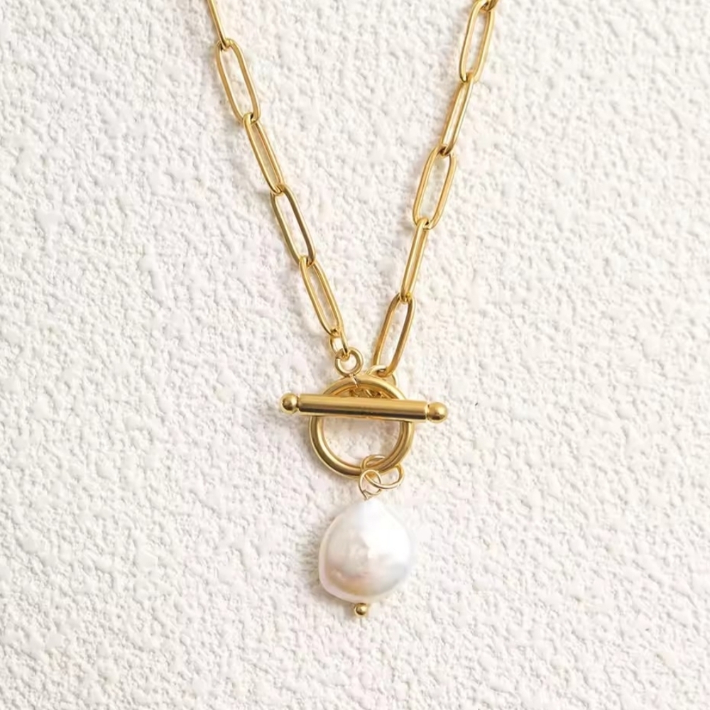 18 KT Gold Over Titanium Pearl Toggle Clasp Necklace